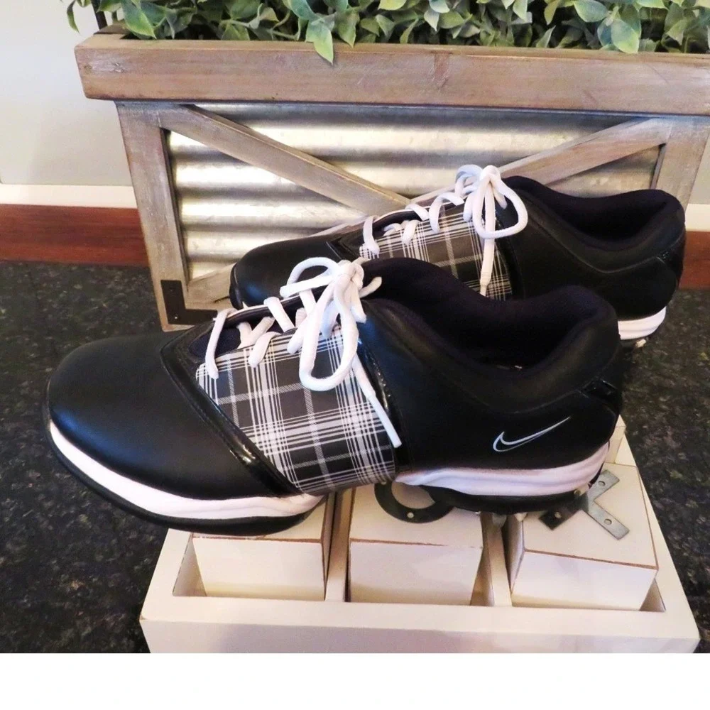 Nike Air Embellish Women's Golf Shoes 7 Black Plaid Saddle Oxford Spiked Cleats